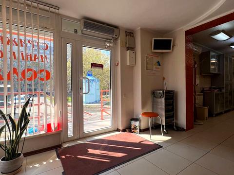 комерційна за адресою Волонтерська вул. (Соціалістична), 50