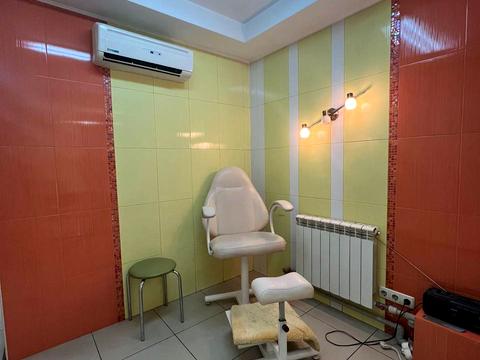 комерційна за адресою Волонтерська вул. (Соціалістична), 50