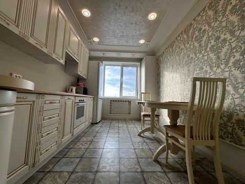 квартира за адресою Кобзаря бульв., 4