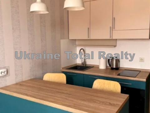 квартира за адресою Соборності просп. (Возз'єднання), 17 к2