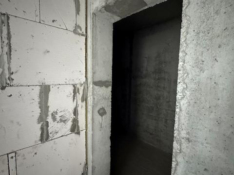 1865076610211078