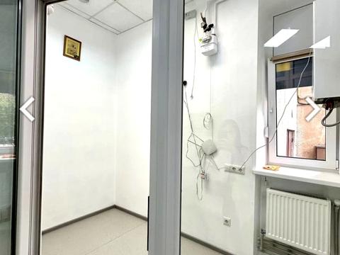 комерційна за адресою Незалежності вул., 10-А