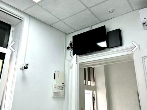 комерційна за адресою Незалежності вул., 10-А