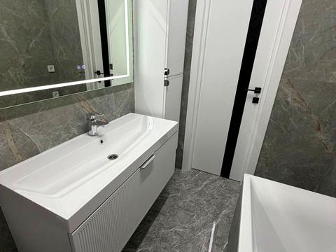квартира за адресою Краснова вул., 1-В