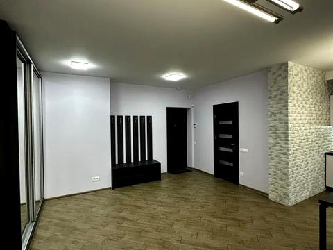 квартира за адресою Київ, Драгоманова вул., 4-А