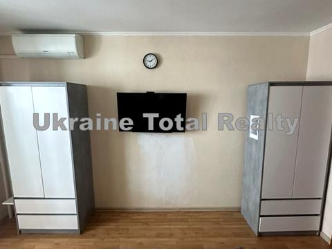 квартира за адресою Тростянецька вул., 8-Б