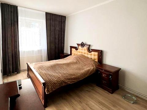 квартира за адресою Андрея Шептицького вул., 18