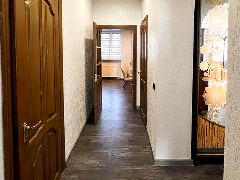 квартира за адресою Андрея Шептицького вул., 18