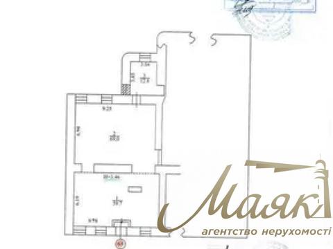 комерційна за адресою Саксаганського вул., 44-А