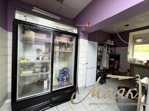 комерційна за адресою Київ, Оболонська вул., 35