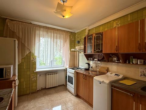 квартира за адресою Колекторна вул., 3
