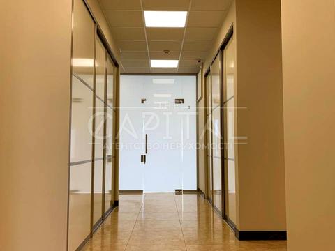 комерційна за адресою Кловський узвіз, 7
