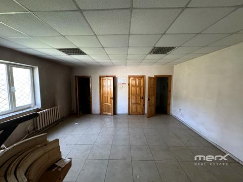 комерційна за адресою нововокзальна, 1