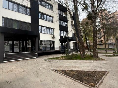 комерційна за адресою Кавказька вул., 9