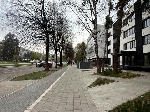 комерційна за адресою Кавказька вул., 9