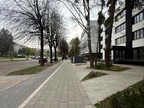 комерційна за адресою Кавказька вул., 9