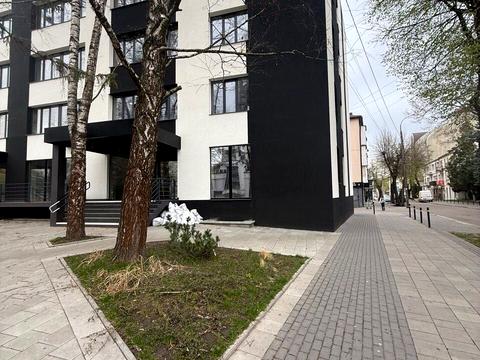 комерційна за адресою Кавказька вул., 9