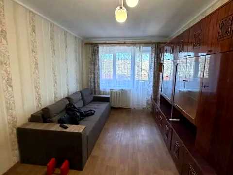 квартира за адресою Автобуду вул., 8