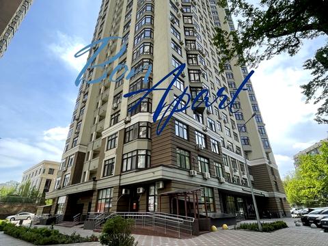 квартира за адресою Авіаконструктора Ігоря Сікорського вул. (Танкова), 4-Б