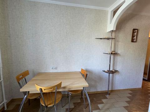 квартира за адресою Олексія Вадатурського вул. (Маршала Малиновського), 71