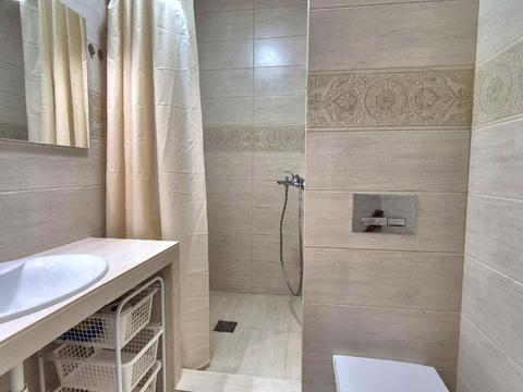 квартира за адресою Дмитра Луценка вул. (Крейсера "Аврора"), 8