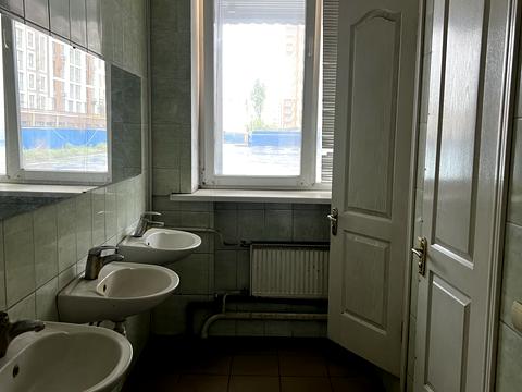 коммерческая по адресу Остапа Вишни ул., 1