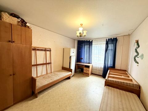 квартира за адресою Наддніпрянський просп. (50 років СРСР), 9