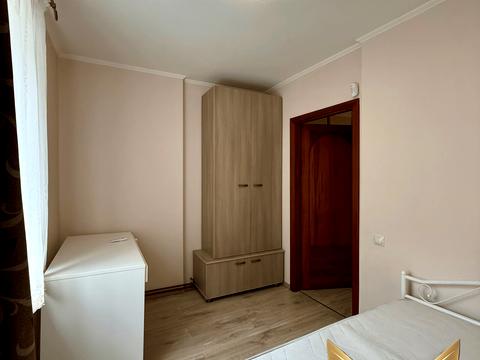 квартира за адресою Академіка Корольова вул., 7