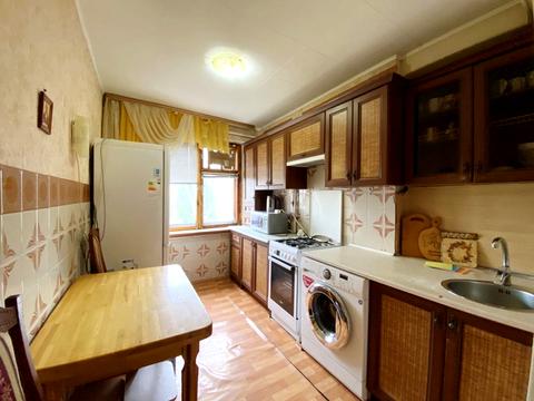 квартира за адресою Космонавтів вул., 146-В