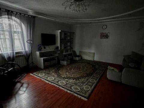 будинок за адресою Дніпро, Черешнева