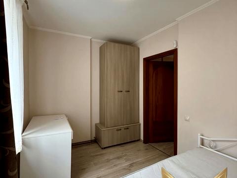 квартира за адресою Академіка Корольова вул., 7