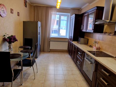 квартира за адресою Срібнокільська вул., 12