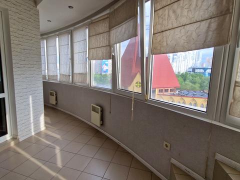квартира за адресою Срібнокільська вул., 12