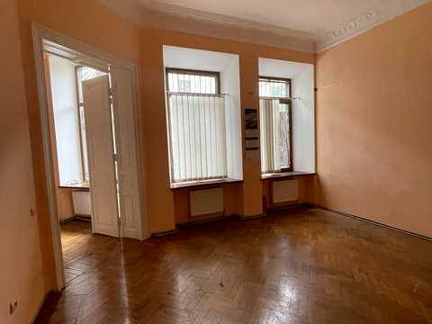 коммерческая по адресу Пастера ул., 60