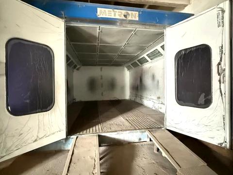 коммерческая по адресу Богдана Хмельницкого просп. (Героев Сталинграда), 247