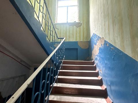 комерційна за адресою Миру, 4а