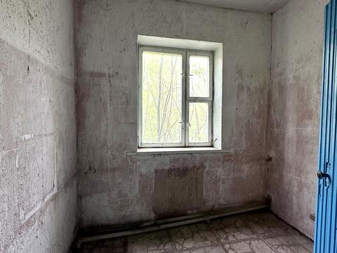 комерційна за адресою Миру, 4а