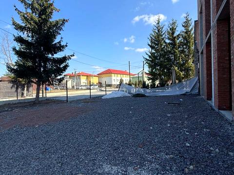 комерційна за адресою Тиха вул., 1