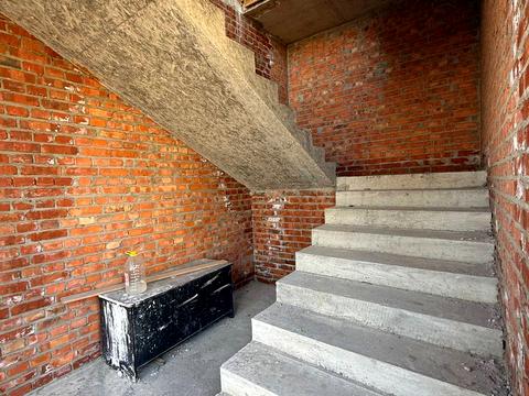 комерційна за адресою Тиха вул., 1