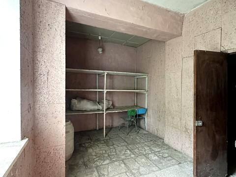 комерційна за адресою Миру, 7