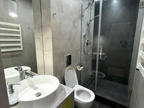 квартира за адресою Регенераторна вул., 4 к14