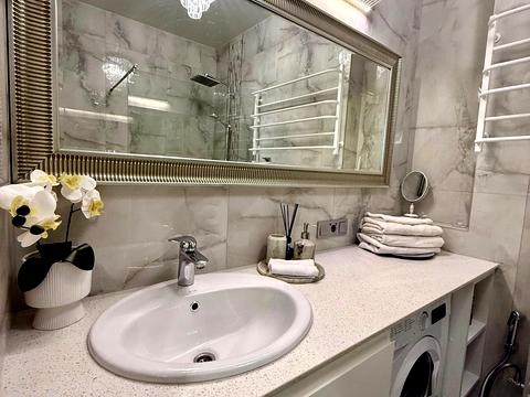 квартира по адресу Кучеревського бульв., 1