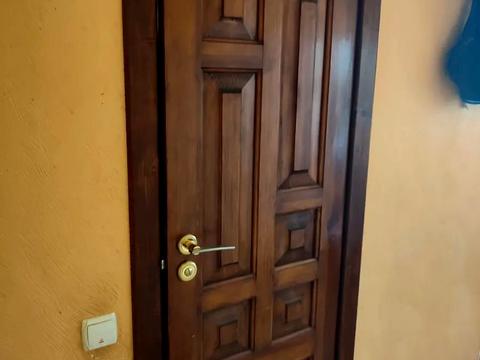 квартира за адресою Киргизька вул., 12
