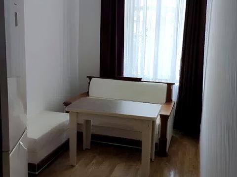 квартира за адресою Нечуя-Левицького вул., 8
