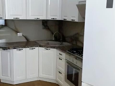 квартира за адресою Нечуя-Левицького вул., 8