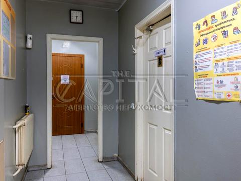 комерційна за адресою Євгена Маланюка вул. (Степана Сагайдака), 114