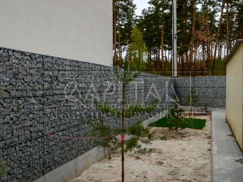 коммерческая по адресу Киевская ул., 8