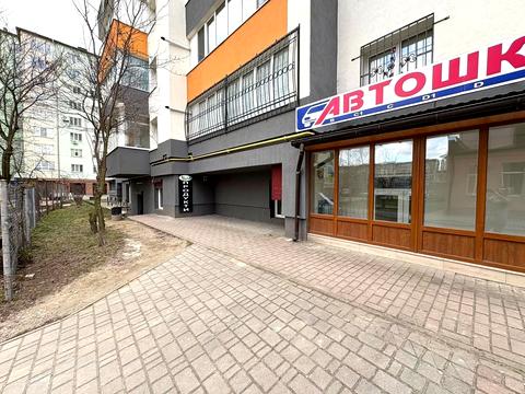 комерційна за адресою Надрічна вул., 221а