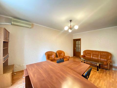 квартира за адресою Костянтинівська вул., 10