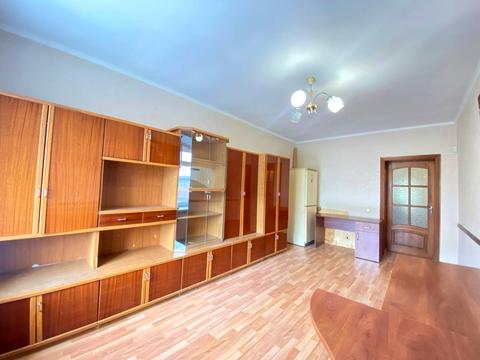 квартира за адресою Костянтинівська вул., 10